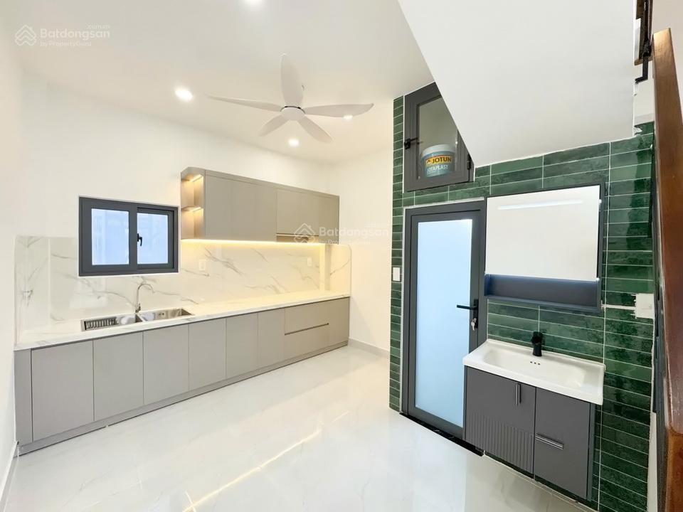 Nhà đẹp lung linh 1 lầu full nội thất hẻm xe hơi trần xuân soạn, quận 7