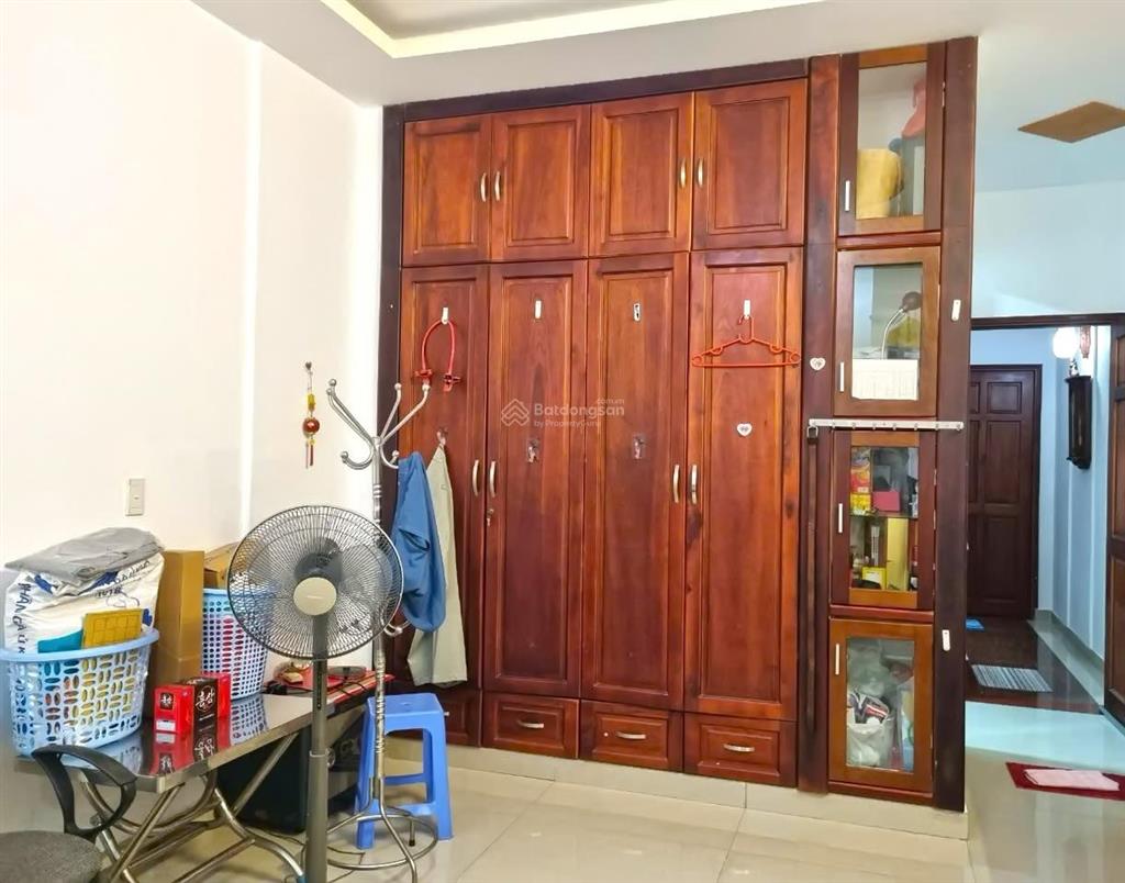 Xuất cảnh cần bán gấp nhà 3 lầu tuyệt đẹp kdc nam long quận 7