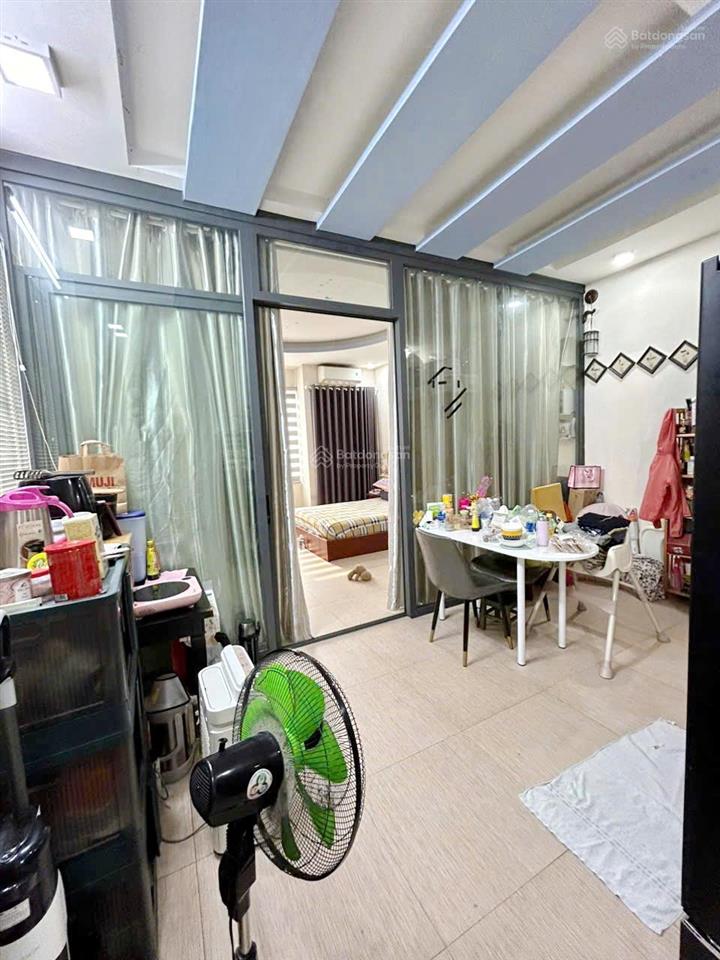 Vị trí hot  nhà 3 lầu st mặt tiền kinh doanh lâm văn bền, quận 7