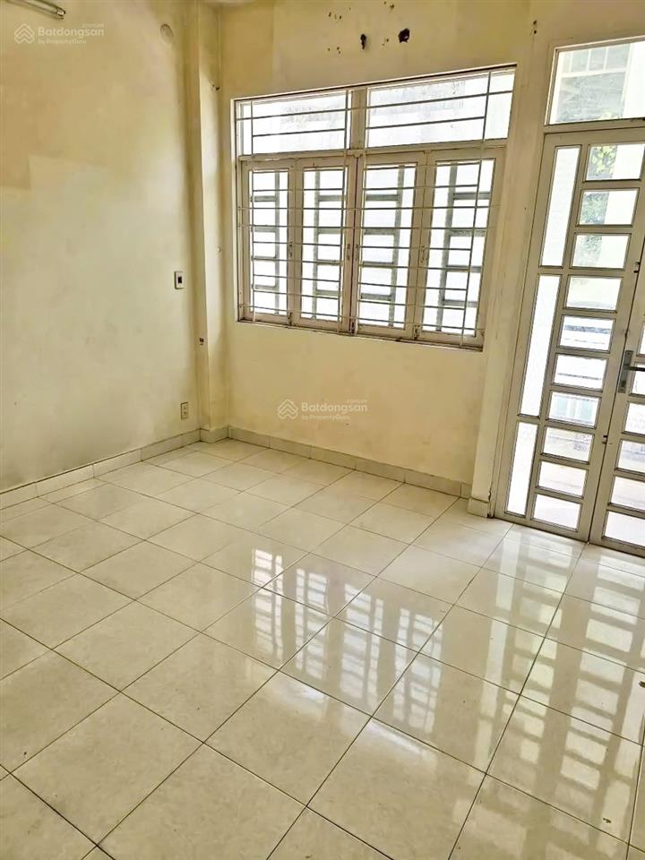 Xuất cảnh tôi cần bán nhà 2 lầu hẻm 645 trần xuân soạn p. tân hưng, quận 7