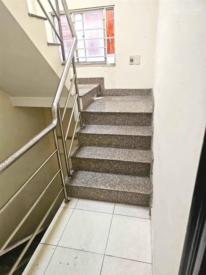 Xuất cảnh tôi cần bán nhà 2 lầu hẻm 645 trần xuân soạn p. tân hưng, quận 7