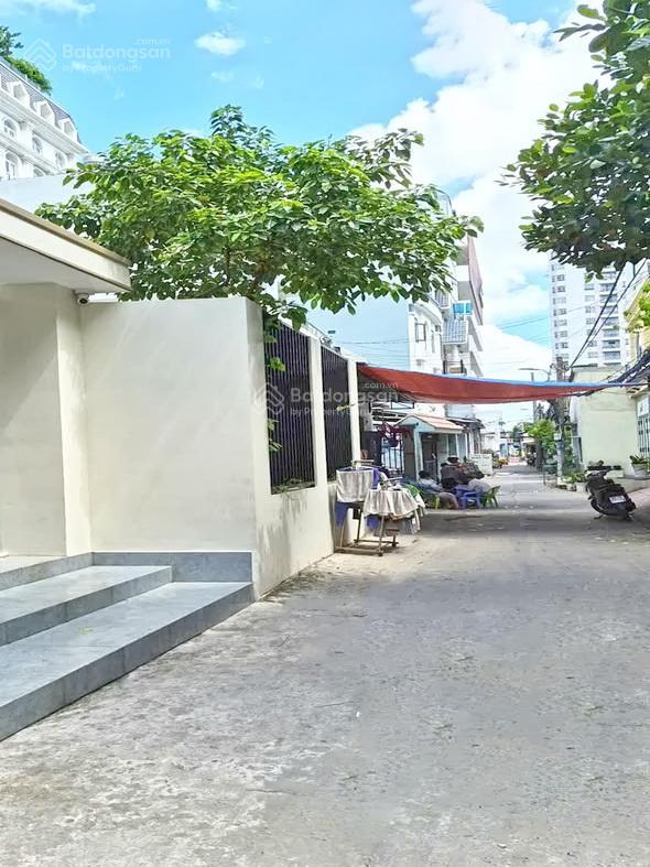 Hàng hiếm  lô đất 5x20m mặt tiền hẻm xe tải nguyễn thị thập, quận 7