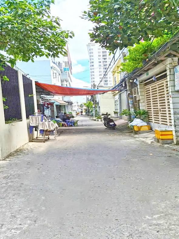 Hàng hiếm  lô đất 5x20m mặt tiền hẻm xe tải nguyễn thị thập, quận 7