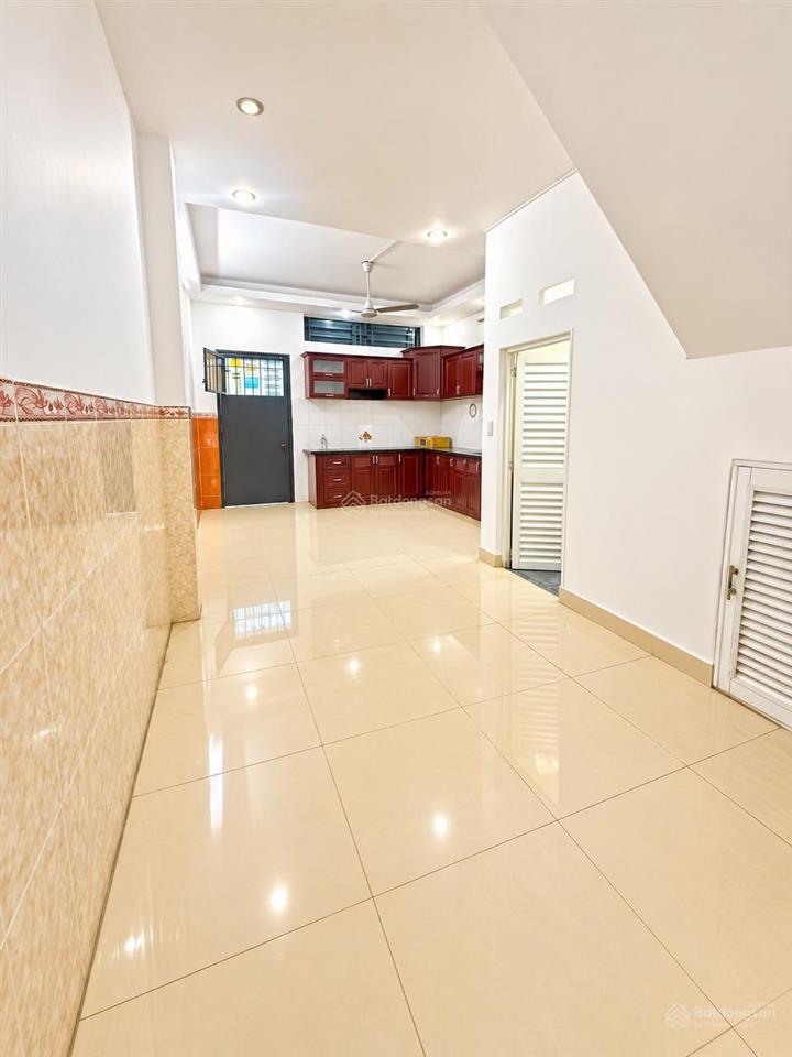 Nhà 4 tầng hẻm xe hơi 6m đường huỳnh tấn phát, p. phú thuận, quận 7