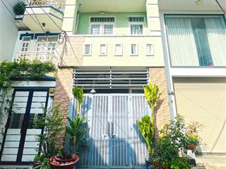 Bán gấp nhà 2 tầng hẻm xe hơi 8m lý phục man quận 7