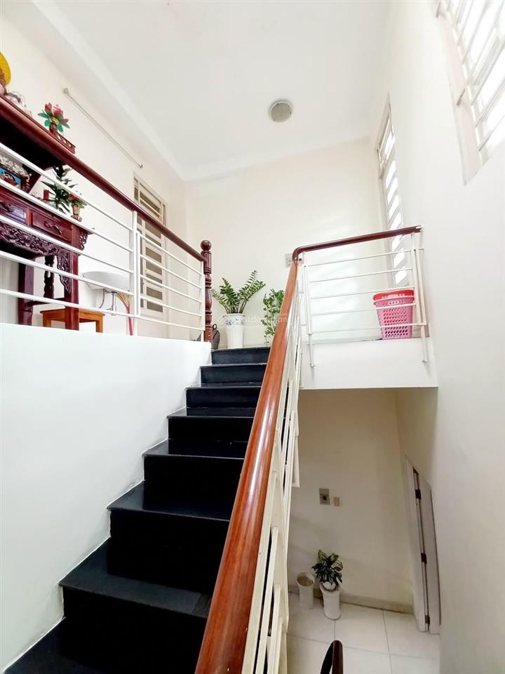 Bán nhà riêng tại đường nguyễn thị thập, 8,45 tỷ, 65m2, 4pn, 5wc, view đẹp