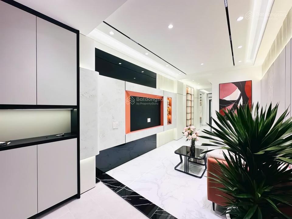 Bán nhà riêng tại huỳnh tấn phát, 5,68 tỷ, 52m2, đẹp, nhiều tiện ích