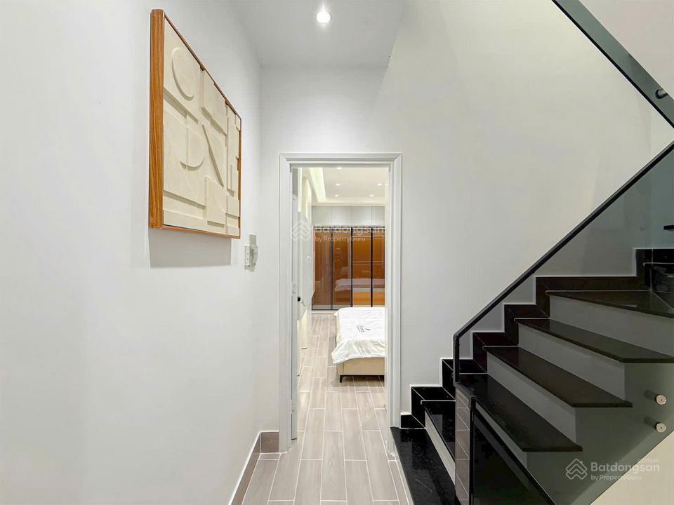 Bán nhà riêng tại huỳnh tấn phát, 5,68 tỷ, 52m2, đẹp, nhiều tiện ích