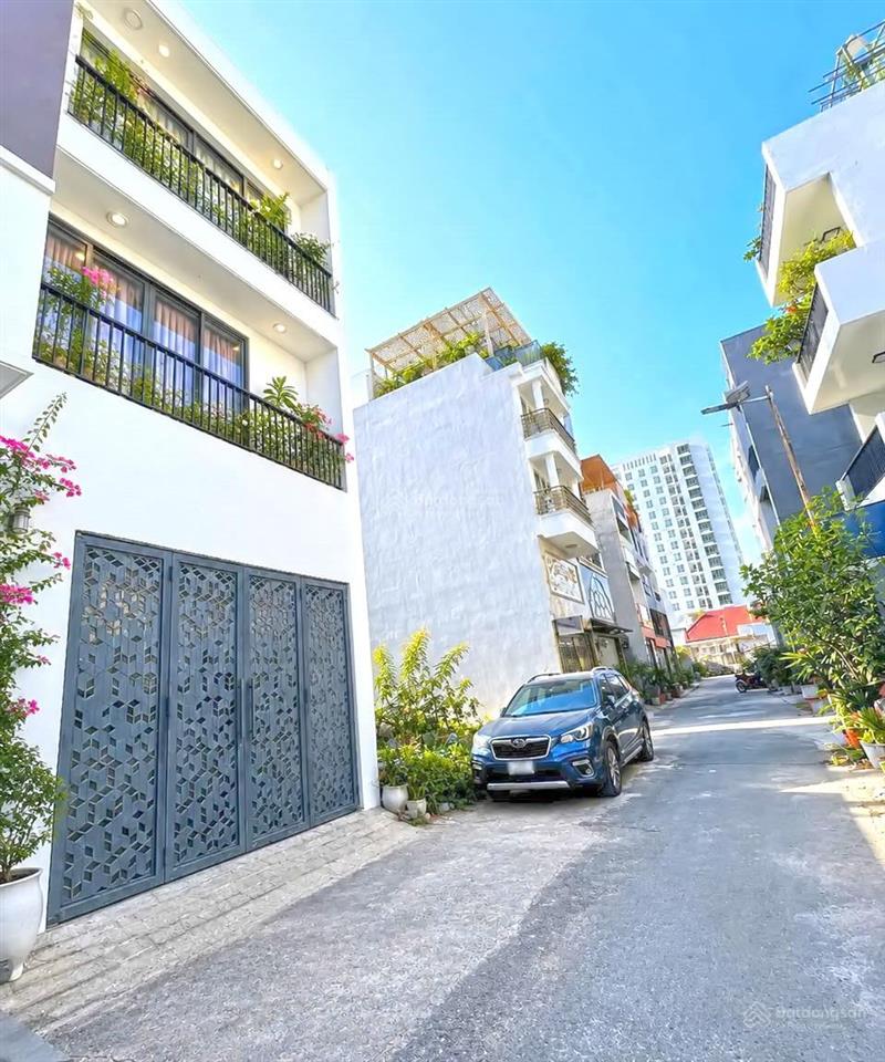 Hàng hiếm  nhà đẹp 2 lầu st ôtô đậu trong nhà đường 8m khu kiều đàm, q7