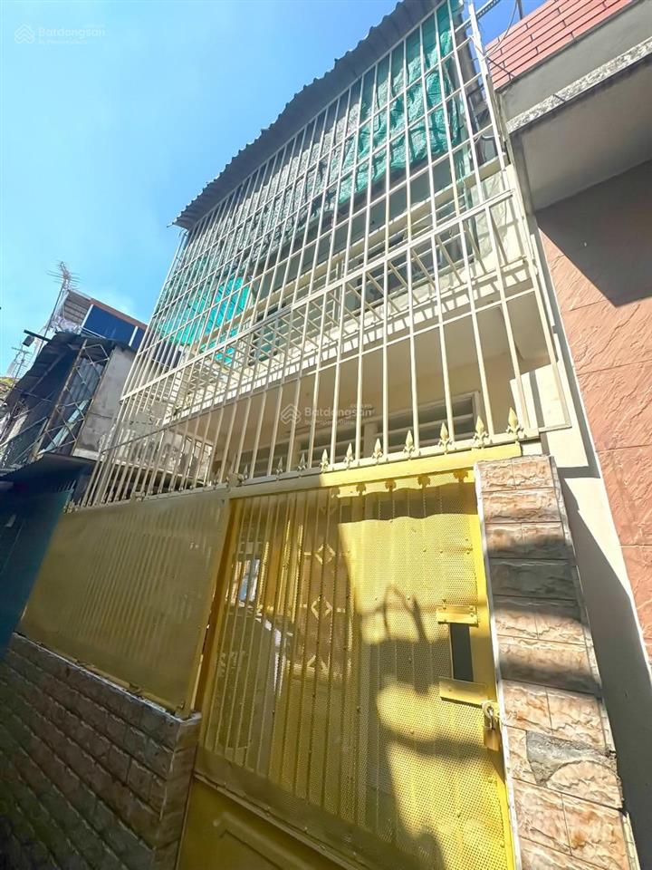 Chuyển công tác cần bán gấp nhà 65m2 chỉ 3,25 tỷ đường trần xuân soạn q7