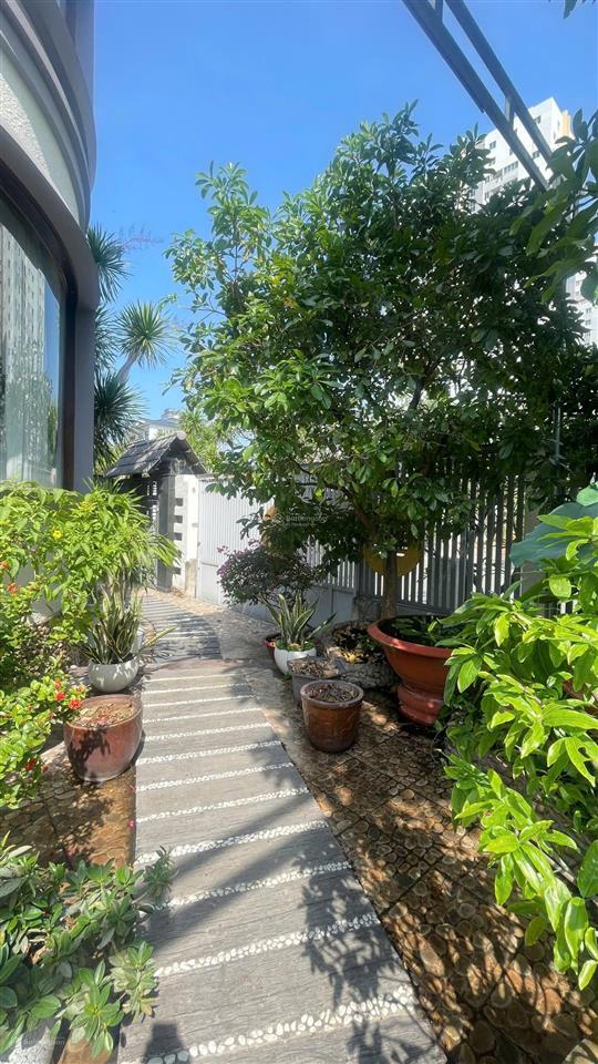 Siêu phẩm! biệt thự góc 2 mặt tiền ngay phú mỹ hưng p. phú mỹ q.7| dt 19x25| hầm+3 tầng| 75 tỷ