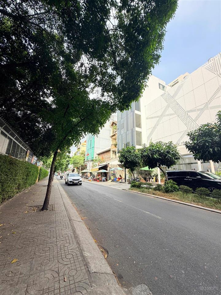 Siêu phẩm mt ngô thời nhiệm phường 6, quận 3|dt 18x25| 3 tầng| hđt 450tr| 295 tỷ