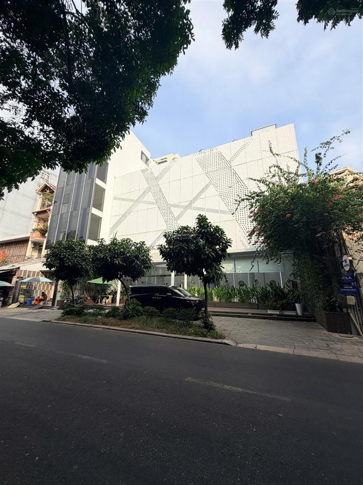 Siêu phẩm mt ngô thời nhiệm phường 6, quận 3|dt 18x25| 3 tầng| hđt 450tr| 295 tỷ