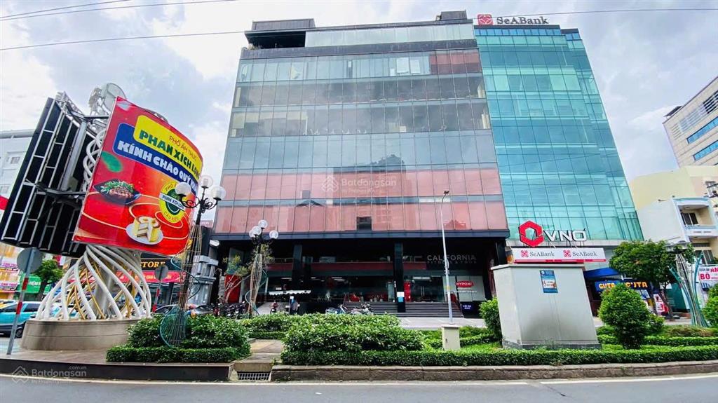 Khan hiếm|tòa nhà văn phòng phù hợp cho anh/chị tìm gần 5,000m2 sàn | dt 28x22| hầm+ 10 tầng|q. pn