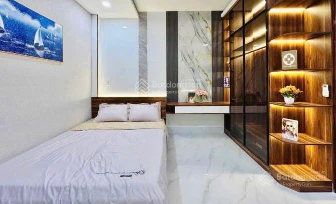 Cô hồng về quê cần bán căn đường hoa cúc 64m2, 1t2l. đang cho thuê 18tr/th. sổ riêng.  0382 908 ***