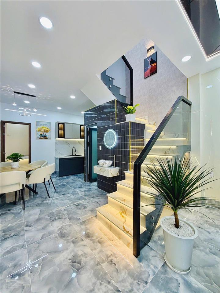 Nhà ngộp đường ngô tất tố 1trệt 1lầu 47m2, 2tỉ550, 3pn 2wc. sổ riêng, hdt 15tr/th