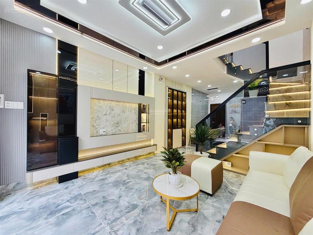 Nhà ngộp đường ngô tất tố 1trệt 1lầu 47m2, 2tỉ550, 3pn 2wc. sổ riêng, hdt 15tr/th