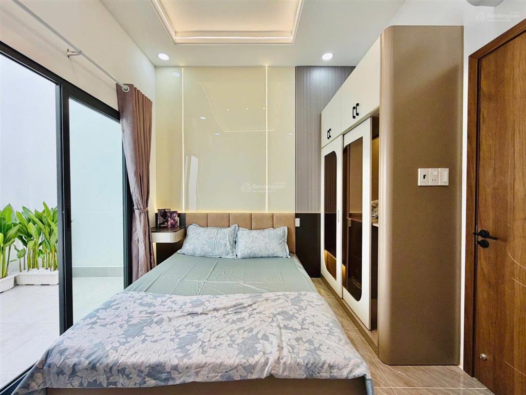 Nhà ngộp đường ngô tất tố 1trệt 1lầu 47m2, 2tỉ550, 3pn 2wc. sổ riêng, hdt 15tr/th