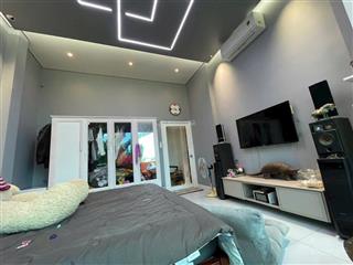 Bán nhà 2 tầng kèm dãy trọ bên sông hiệp bình chánh thủ đức,ngay phạm văn đồng giá 8,9 tỷ,