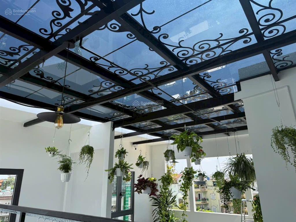 Nhà sinh ra tiền siêu phẩm chdv góc 2 mặt tiền bình thạnh thu nhập 125 triệu/ tháng