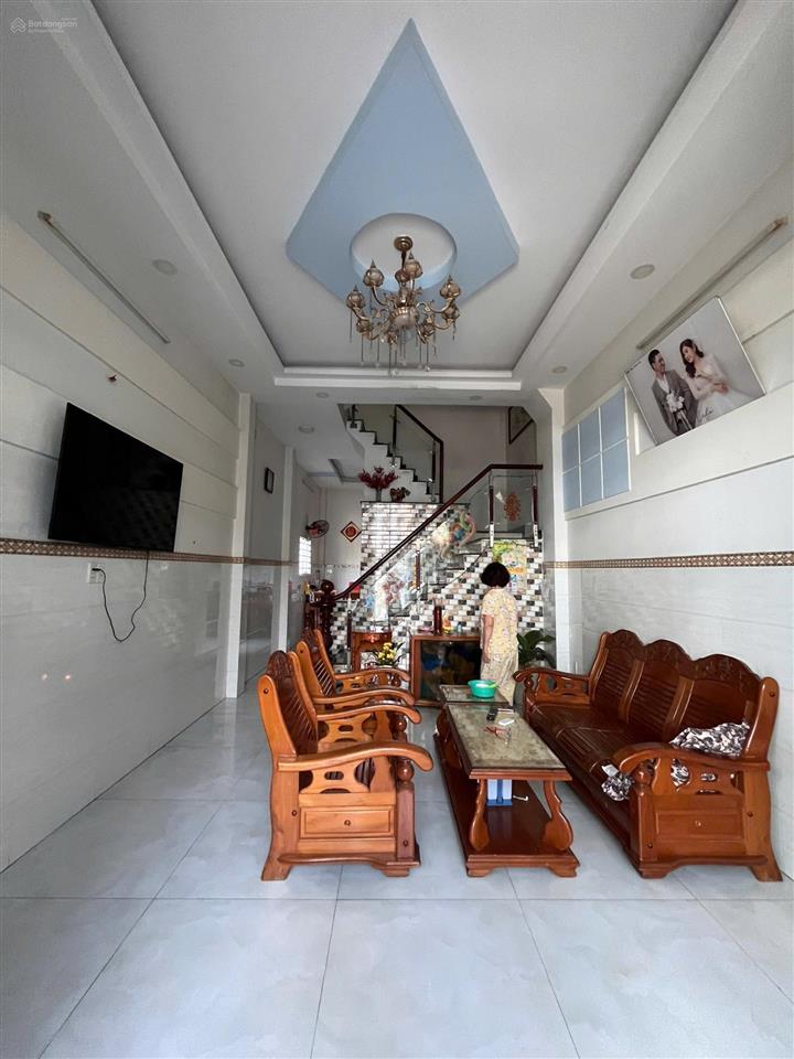 Nhà 3 tầng hiệp bình chánh thủ đưc, gần gigamal phạm văn đồng,giá 6,5 tỷ,sổ hồng riêng