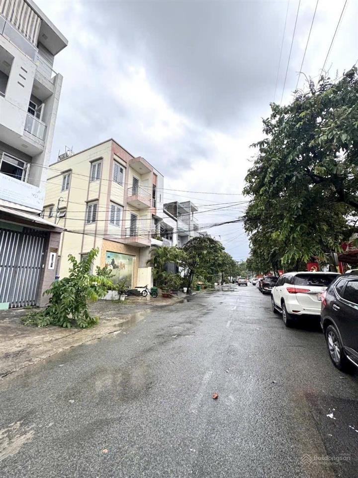 Đất biệt thự khu vp chính phủ sát vạn phúc city 121m (6,7x18m), quốc lộ 13 thủ đức