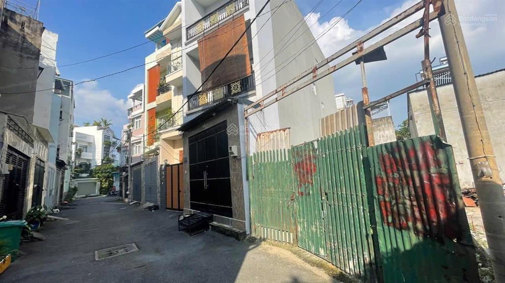 Cần bán gấp đất quốc lộ 13,hiệp bình phước, thủ đức, ngay vạn phúc city, tiện xây chdv450m2 21 tỷ