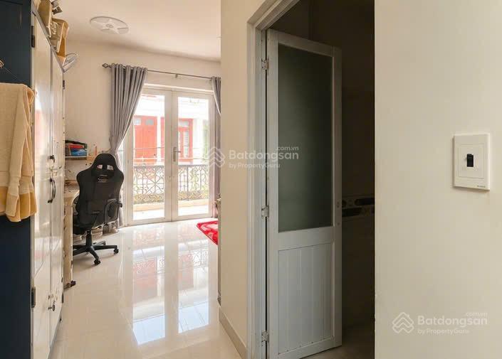 Cần bán gấp nhà 4 tầng ngay hẻm ô tô thông ngay quốc lộ 13, thủ đức, 56m2 giá 7,1 tỷ, sổ hồng riêng
