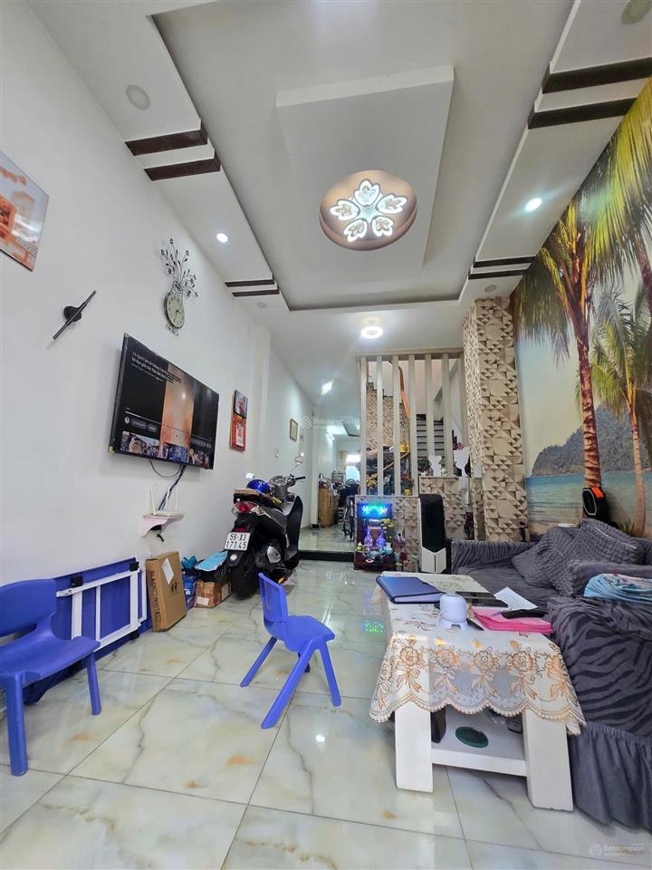 Bán nhà 3 tầng,đường 18,hiệp bình chánh thủ đức gần gigamal phạm văn đồng giá 6,2 tỷ,sổ hồng riêng