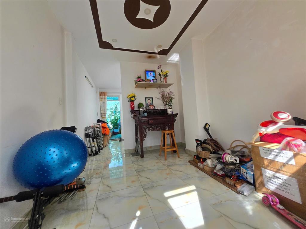 Bán nhà 3 tầng,đường 18,hiệp bình chánh thủ đức gần gigamal phạm văn đồng giá 6,2 tỷ,sổ hồng riêng