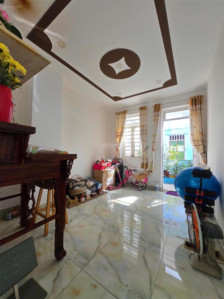 Bán nhà 3 tầng,đường 18,hiệp bình chánh thủ đức gần gigamal phạm văn đồng giá 6,2 tỷ,sổ hồng riêng