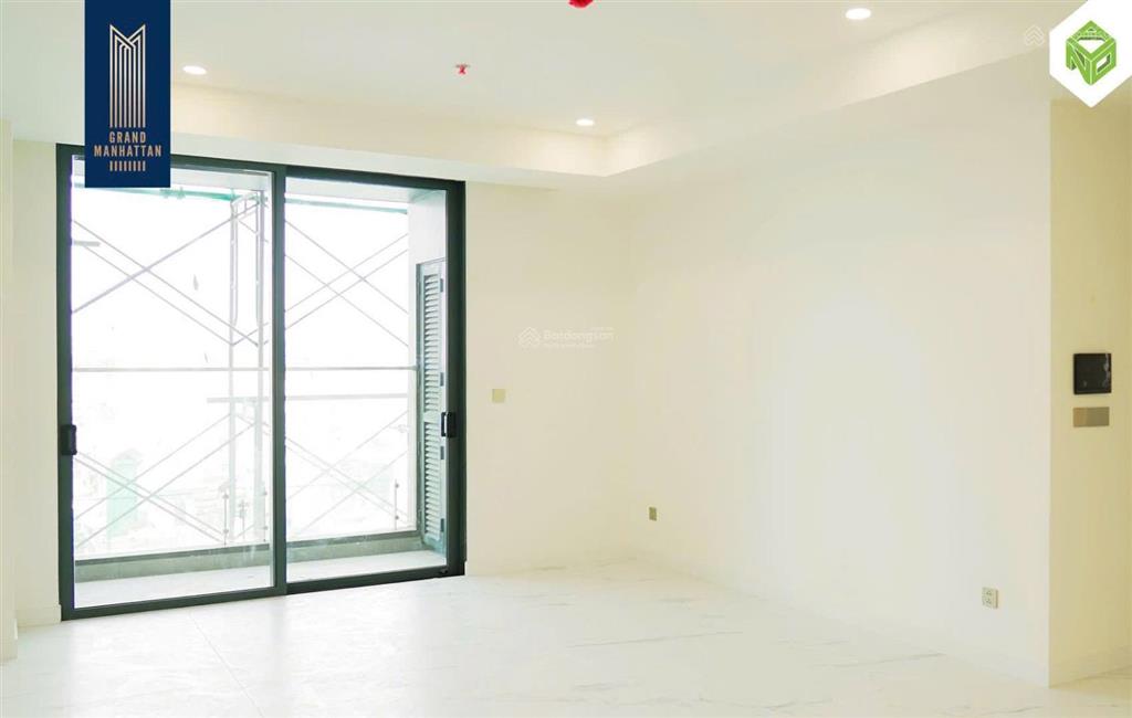 Hot deal 2pn giá 14.5 tỷ có slot đậu xe  thanh toán chỉ 6.8 tỷ bao thuế phí, sang tên ngay