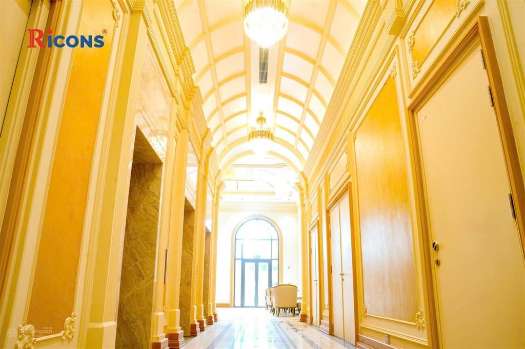 Căn hộ 2pn tầng cao view q1 sông sài gòn grand manhattan,71.6m2, hướng đông bắc ,thanh toán chỉ 35%