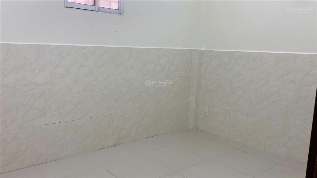 Cho thuê nhà nguyên căn hxh 4x15m, 3pn, 3wc trung tâm quận 7 chỉ 15tr/th
