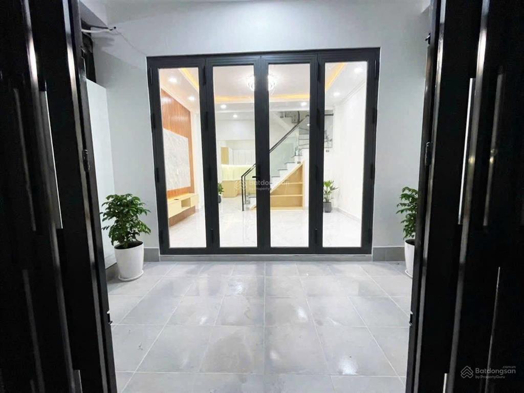 Đầu năm nhận ngay ưu đãi chốt nhà trường saphú nhuận 1tỷ970 dt 56m2 sổ hồng riêng hẻm xe hơi