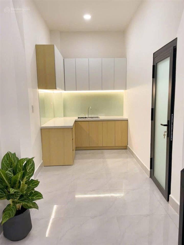 Đầu năm nhận ngay ưu đãi chốt nhà trường saphú nhuận 1tỷ970 dt 56m2 sổ hồng riêng hẻm xe hơi