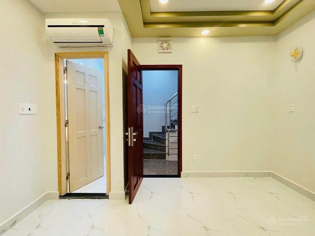 Bán nhà hẻm xe hơi nguyễn hồng đào  5 tầng  5,25 tỷ