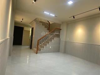 Bán nhà 3 tầng. huỳnh tấn phát, p tân thuận, quận 7. nhà mới vào ở ngay. 4m x 11m. 3 pn.chỉ 4,99 ty