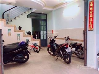 Nhà 3 tầng huỳnh tấn phát ngay vincom, quận 7. 4,5m x 17m. 7 phòng ngủ. chỉ 7,8 tỷ