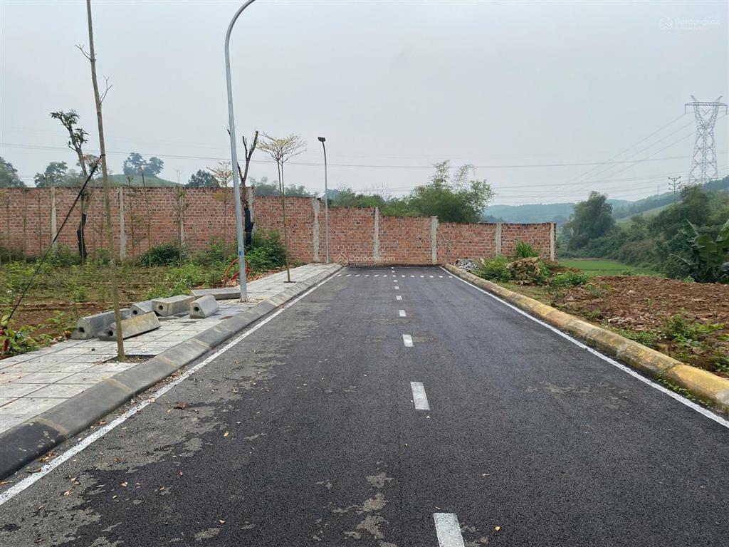 Chỉ từ 8xxtr/lô có ngay lô đất ngay ql12b lạc sơnhoà bình