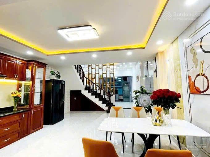 Tài chính 3 tỷ sở hữu nhà nguyễn du, gò vấp/ dt 56m2/ có sẵn dòng tiền 12tr/ tháng/ shr, hẻm oto