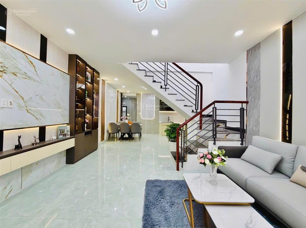 Nhà đẹp vị trí vàng cần bán gấp đường phạm huy thông, gò vấp/ dt 52,9m2 giá 3 tỷ 289tr/ shr