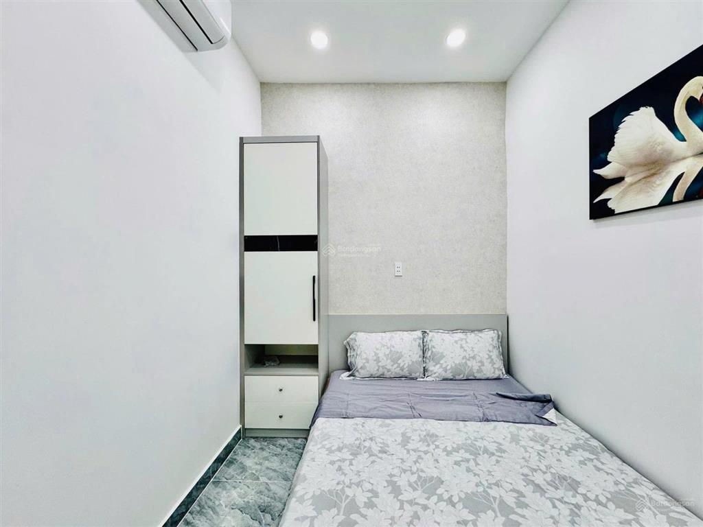 Cô hà cần bán gấp căn nhà dt 54m2 ngay đường lê lợi, gò vấp, sẵn hđ thuê 12 tr/ tháng/ shr, hẻm oto