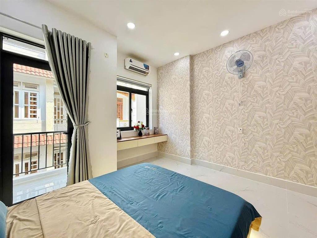 Chị sương bán gấp nhà trả nợ đường lê thị hồng, gò vấp/ dt 52,6m2 sổ riêng sang ngay