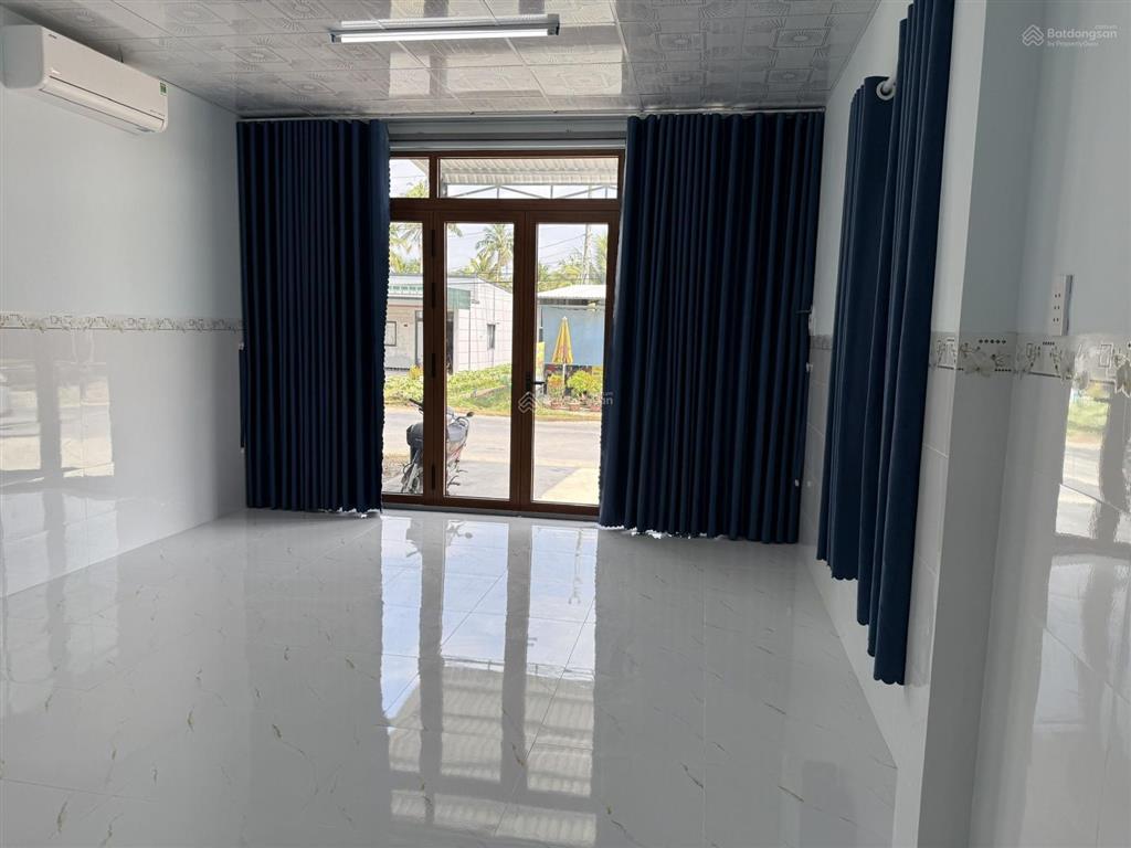 Bđs giá trị  vị trí đẹp kèm dãy phòng trọ mới trung tâm khu công nghiệp