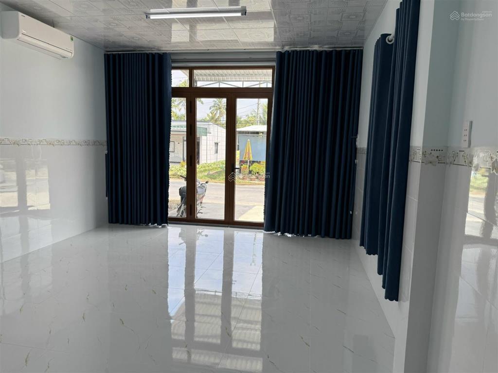 Dãy 11 phòng trọ cao cấp mặt tiền ql60 ngay khu công nghiệp