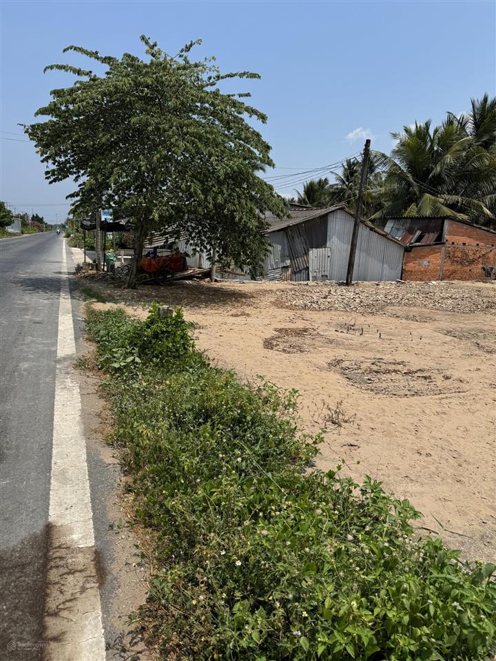 Đất đẹp tiện kinh doanh làm kho xưởng ở xã thành thới tỉnh vĩnh long
khu chuyên về dừa