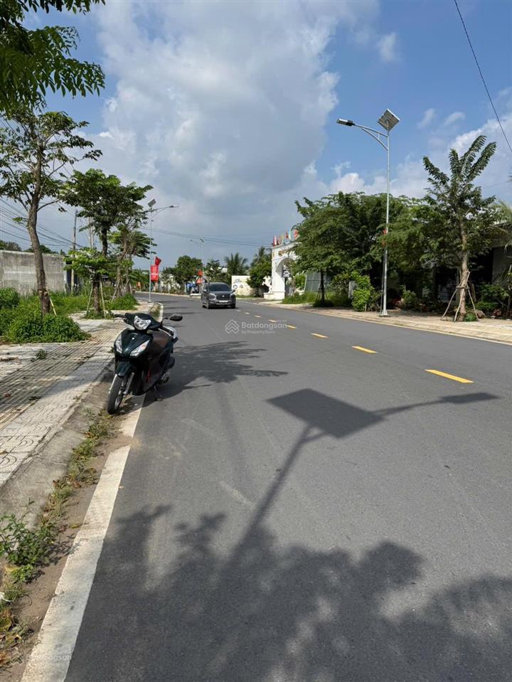 117m2 có 50m thổ cư ngay tt thị trấn mỏ cày nam, bến tre cũ, giá chỉ 1,1 tỷ