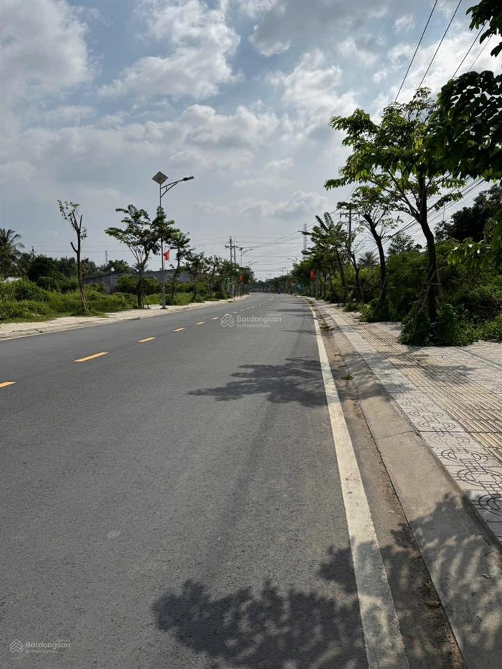 117m2 có 50m thổ cư ngay tt thị trấn mỏ cày nam, bến tre cũ, giá chỉ 1,1 tỷ