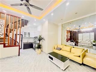 Chủ nhà chuyển công tác  bán nhà phố lê trọng tấn  sát ô tô tránh  thoáng rộng  giữ tiền tốt